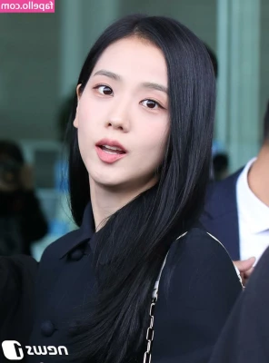 Jisoo - Which hole do you want to taste