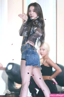 Jisoo - I want to play dirty😈