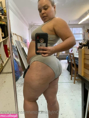 sophiasylvanfree - Behind the scenes after I got my makeup done for TransAngels!