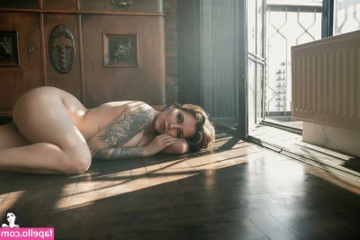 Lerahon - this anal only orgasm still got my pussy soaking wet 🤤feet, a lil
