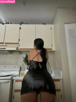 _lovekat [ lovekat ] - LIVE now  @chaturbate  Chaturbate.com/LIVECLEO