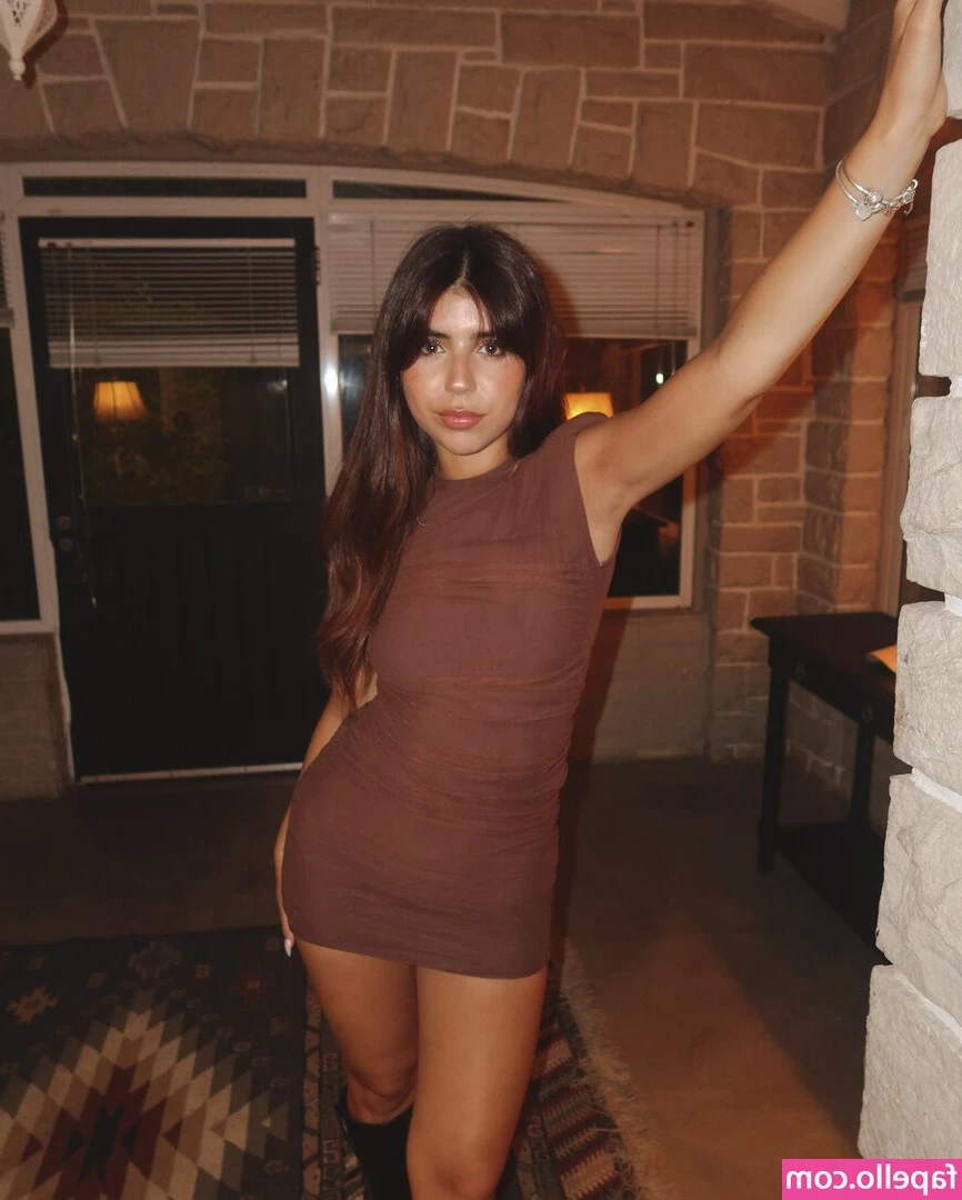 Camila Mayan [ camila-mayan ] - How about a little ride