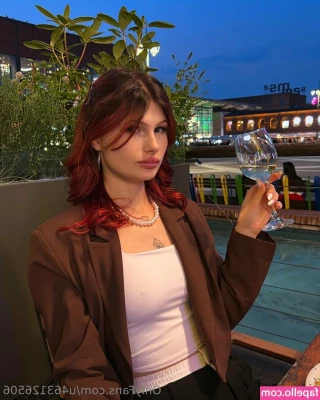 naomimurr - I m cute with a cock in my mouth