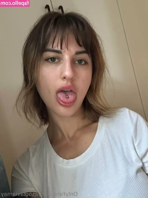 itsoctaviamay [ itsoctaviamay-10 ] - New clip here 😜🔥 onlyfans.com/erisfeet_