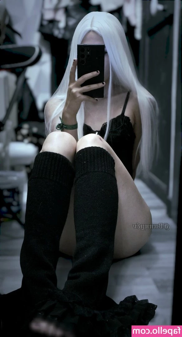 BunnyEv - Would you let me be your house boy  I promise to work hard and take