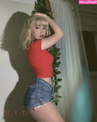 Mia Rodriguez [ mia-rodriguez ] - Fuck I m horny when I wake up to new subscribers and   tips    