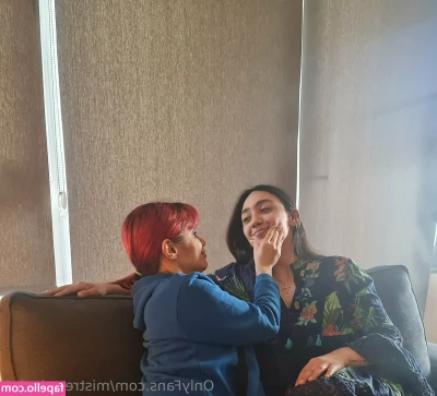 mistressdevin1 - More advanced fetishes contents are available passing by DMs  against