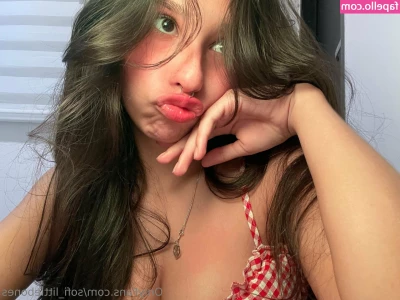 sofi_littlebones [ sofi-littlebones ] - Absolutely filthy dirty stinky white Nike socks with videos of me