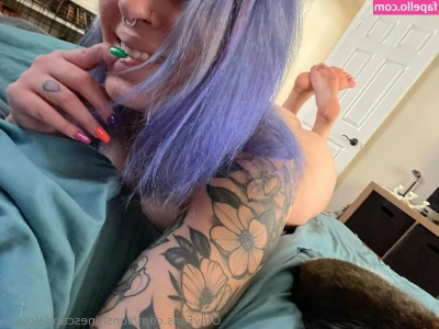 sunshinescandalousss - i’m getting RAILED on wednesday 😈 the scene will be posted