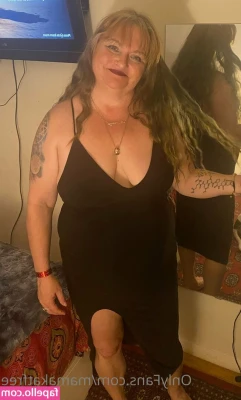 mamakatfree - How about to go in shower together? 😻🔥