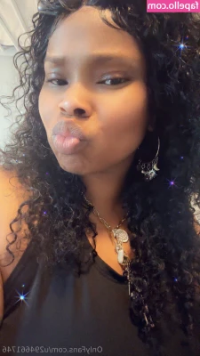u294661746 - Yes, I'm a spoiled bitch with a tiny clit🙄🤏🏻 And yes, I just