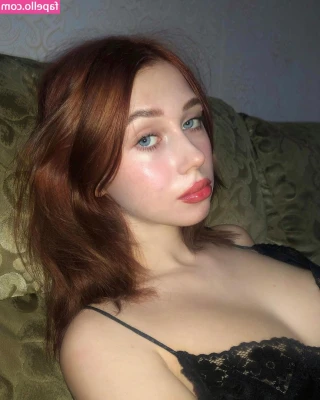 aangielss - Daily dose of booty!  Been feeling a little extra sick lately, so