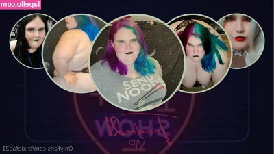 trixiefae21 - Playing with boobs reduces stress 😜