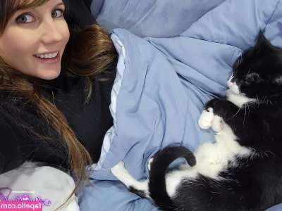 Andi Land [ andi-land-1 ] - Hey  who want some fun