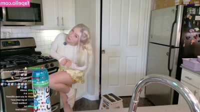 BluTube - Gamer Girl 💦FACIAL💦 In your dms📬