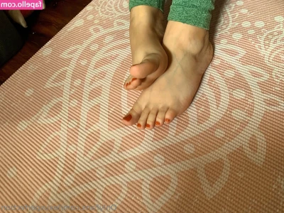 lexusperfection - Pull out my soft girl cock and put it in your mouth 👄 🍆 clip