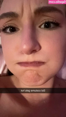 Rachel Michelle [ rachel-michelle ] - Hey , u there? ;3 Lets chat in a bit!