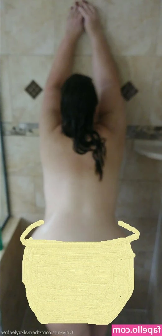 theloungeroom - Ya'll like seeing a bit of muscle?