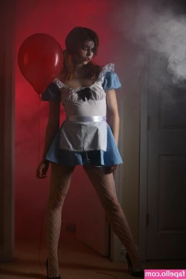 Ginger Belle [ ginger-belle ] - Wanna See the whole pic for something on my Amazon wishlist