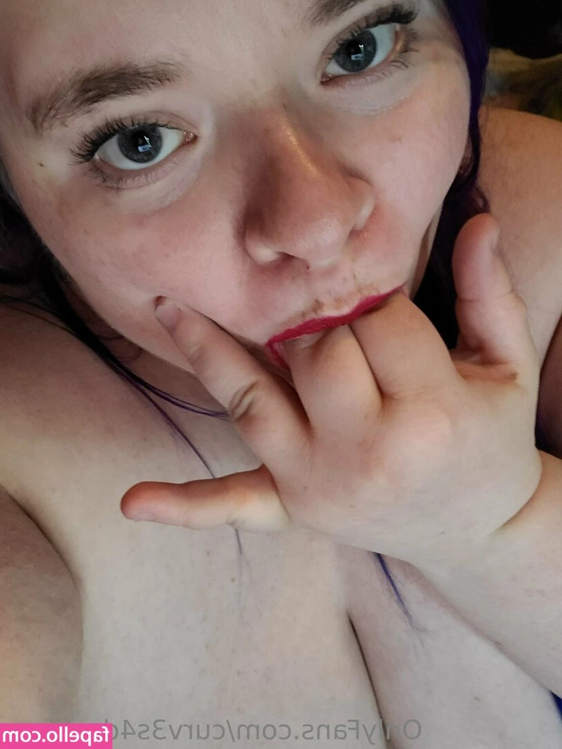 curv3s4daysfree - I just wanna watch the sunset with you 🥹☀️