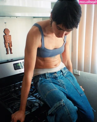 Izzi Rojas [ izzi-rojas ] - 🟡 Titty Tuesday: Happy Titty Tuesday