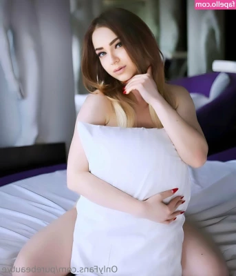 purebeautye - Need someone to rub on my ass and play with my hair