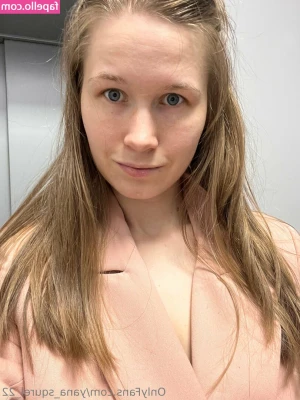 yana_squrel_22 [ yana-squrel-22-1 ] - ✨NEW REPOST✨ 💗💗 PRETTY IN PINK BOOTY SHAKING & VIBE