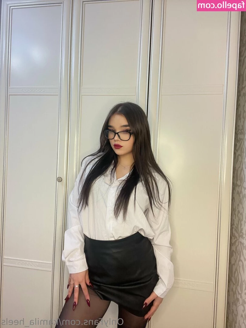 Kamila_heels [ kamila-heels ] - ebonydoll31 50  OFF ON EVERY DEAL  Live Sexting 24 7    Fetishes   