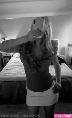 snowbunniie666 - Face Down, Ass Up  That's the way I like ta' AWOOO~