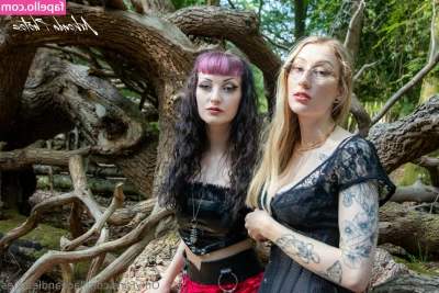 laceandleashes - I don t often wear makeup  so i had to live the full fantasy and