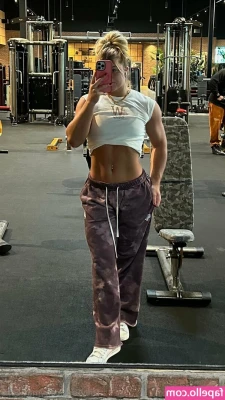 Maciebfit - Swipe to see more