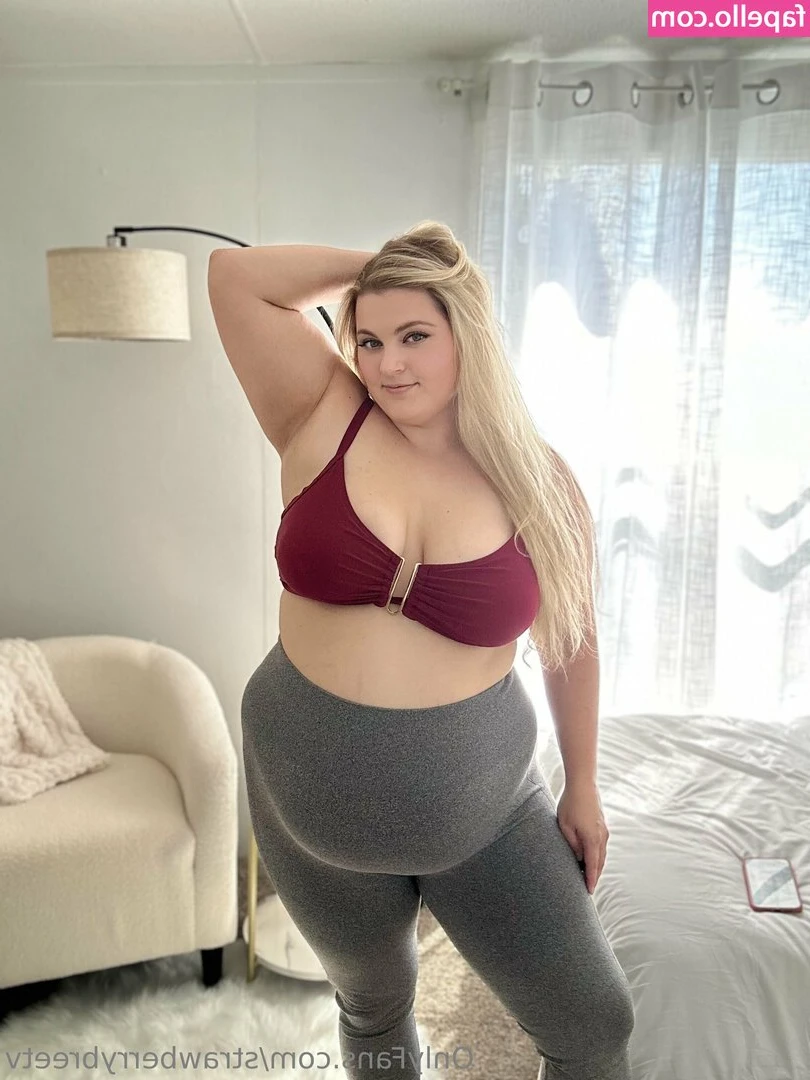 strawberrybreetv - Hi guys check out my paid page  https://onlyfans.com/petitepeach88