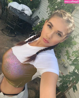 Maddy Mahmoudi [ maddy-mahmoudi ] - Does my butt look fat in this babe? 🍑