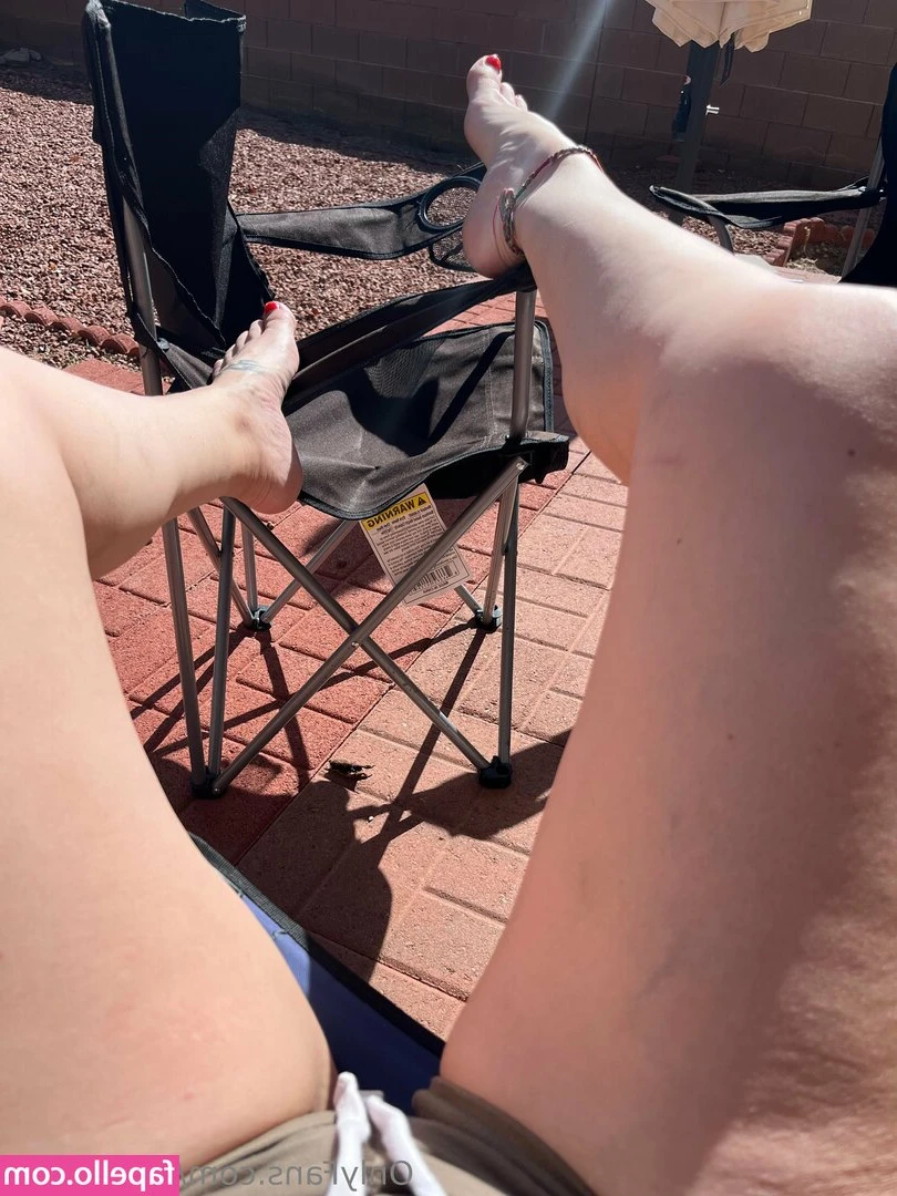 willow.sole [ willow-sole ] - Tried out a magnum on my big cock