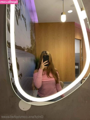 opheliaswe - you wanna play a game today? 🤪 DM me, if you’re interested 😜