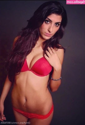 ninakhalifa - hey kings  come talk to me