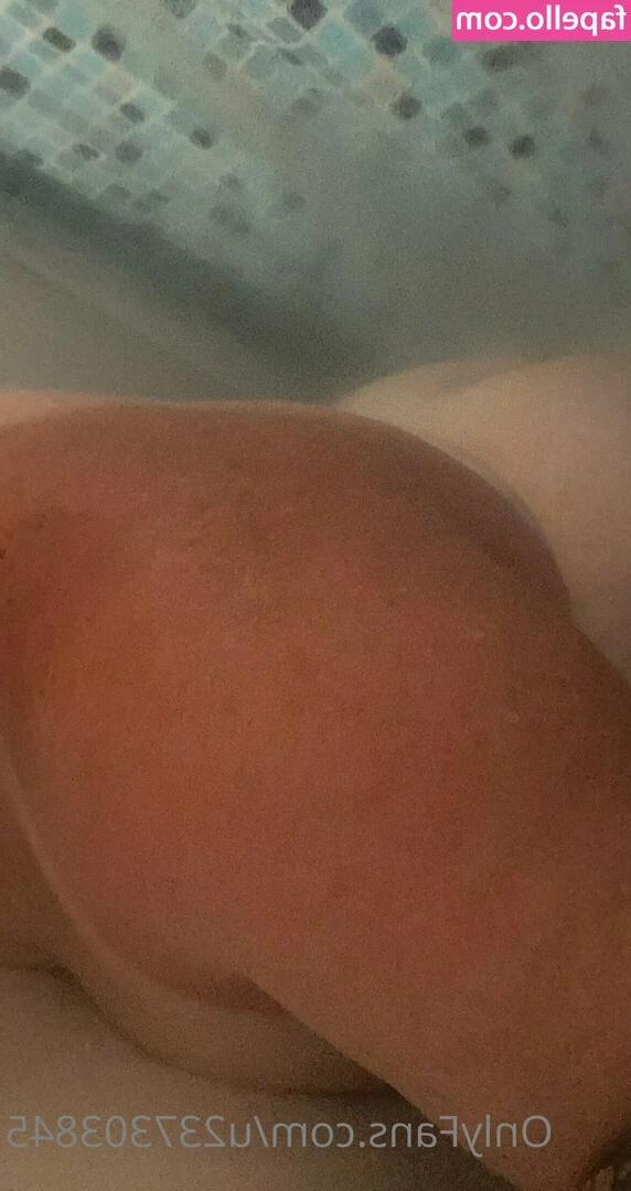 u237303845 - I love the bath 🛀