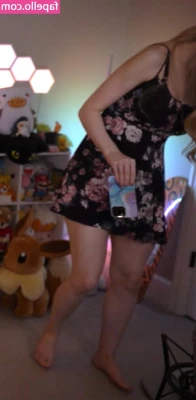 Dizzykitten - How can you tell I love being covered in cum?