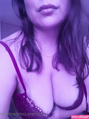 annitits - Baby, I really want to be fucked against the window, come here quick!!