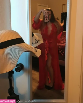 whiskey_wishes [ whiskey-wishes ] - 🦶🦶Foot Fuckery #2  Well Heeled 👠  @redheadwinter