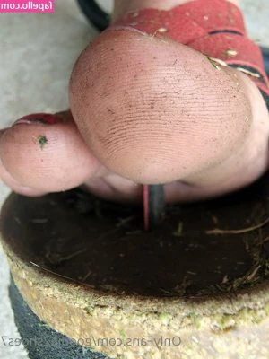 goodie2shoes7 - I wanna make you cum buckets, Daddy!! 🙈👅💦