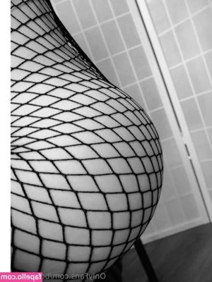 boobsndbutt - How big are my giant tits