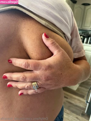 nicole_hotwife [ nicole-hotwife ] - Bon matin☕️