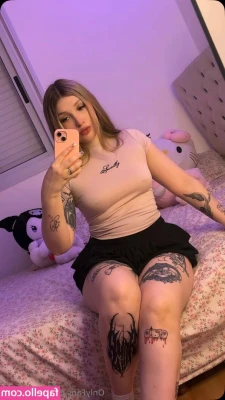 lunaxcutie - are u there baby ?