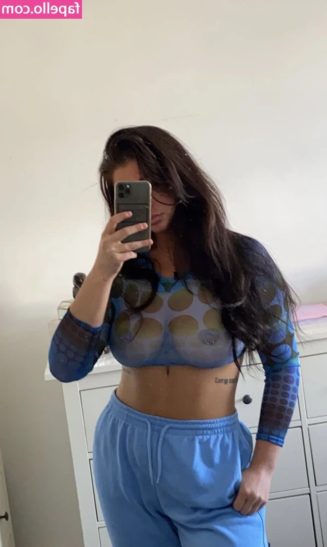 Rachel Bordon [ rachel-bordon-1 ] - Swipe to undress me 😍