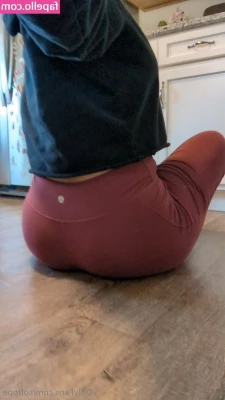 graceiesunday - For guys asking I wouldn't be opposed to performing with an onlyfans