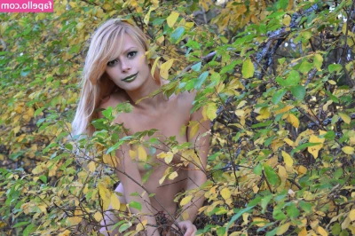 kar.kotskaya [ kar-kotskaya ] - Who's down to get kinky this morning?