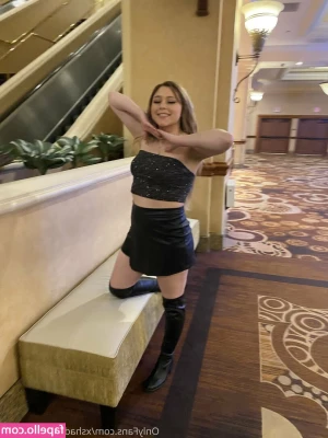 xshadesofmeadowx - If you got eyes, look at me now. 😉👅🔞💯🔥