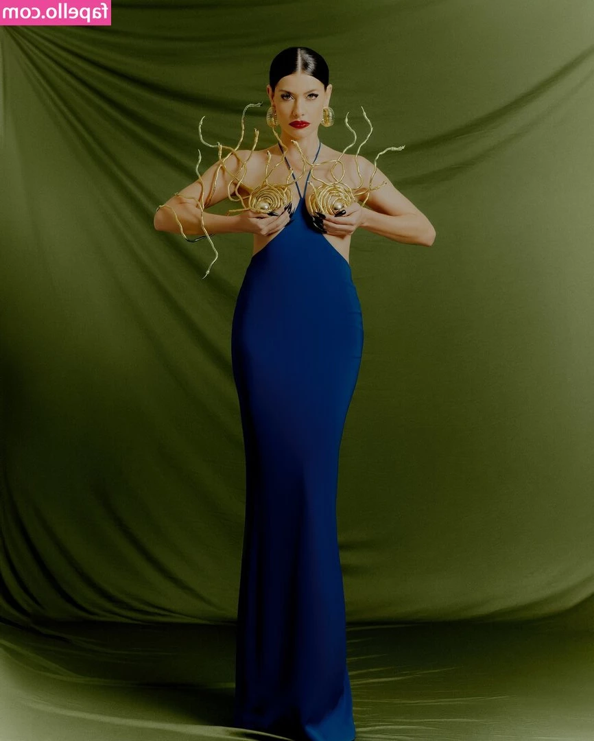 Alinne Moraes [ alinne-moraes ] - What would you do to me  if I was in front of you baby