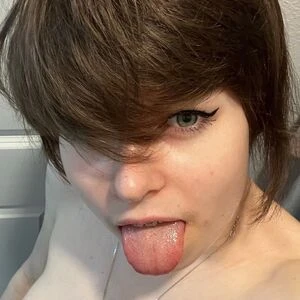 Born2bescene